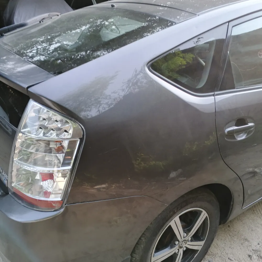 Rear_fender_right image