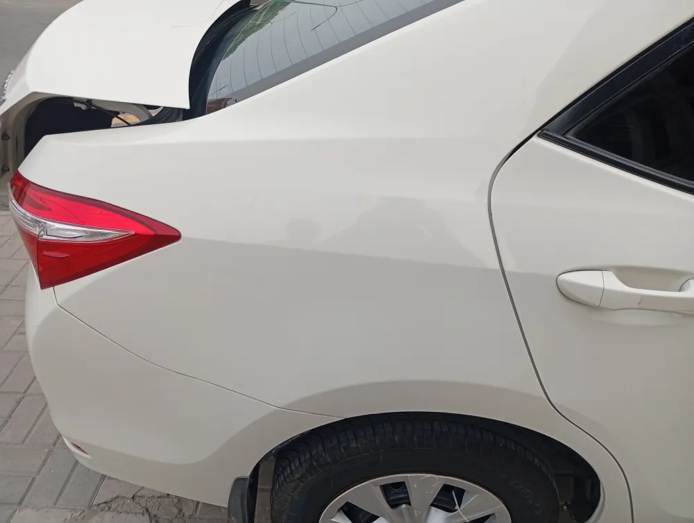 Rear_fender_right image