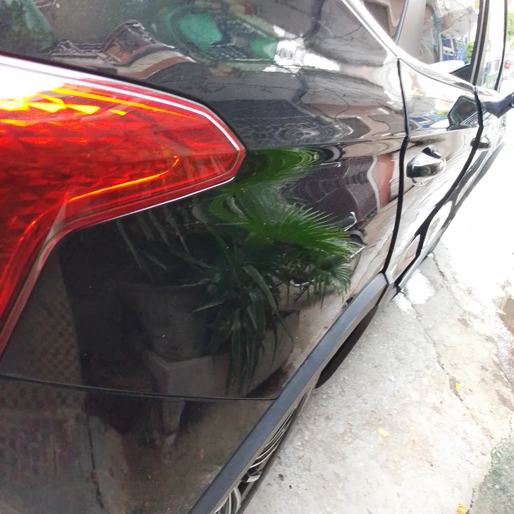 Rear_fender_right image