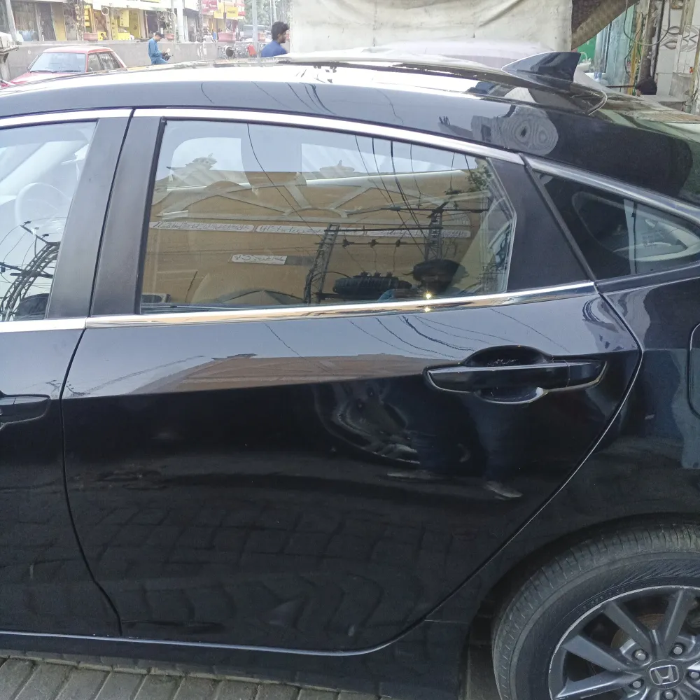 Rear_left_door image
