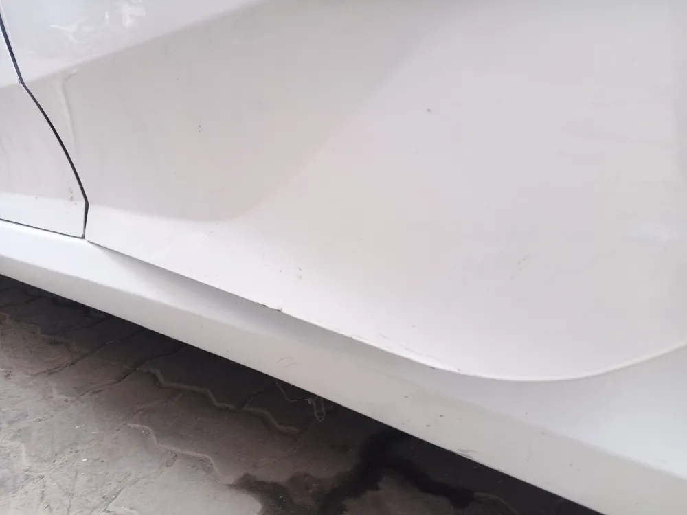 Rear_left_door image