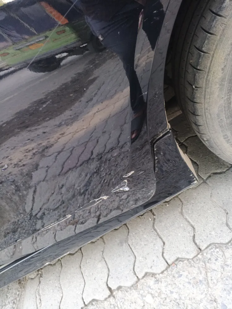Rear_left_door image