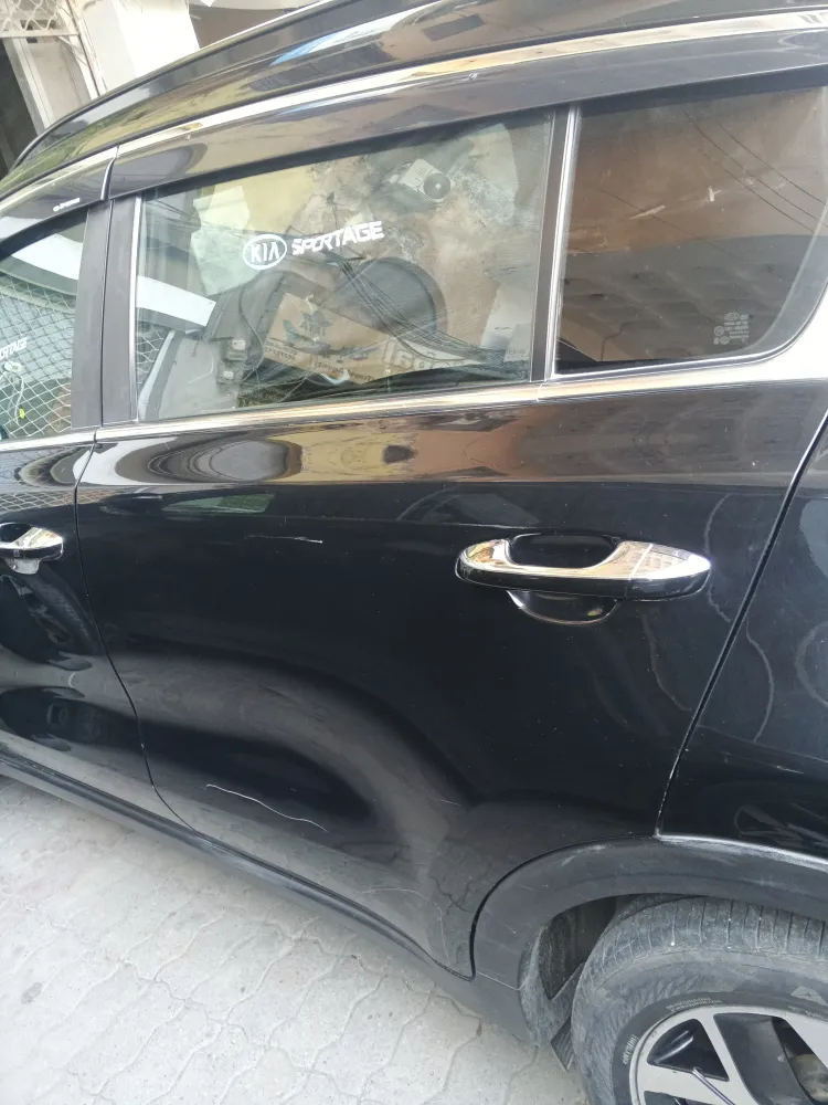 Rear_left_door image