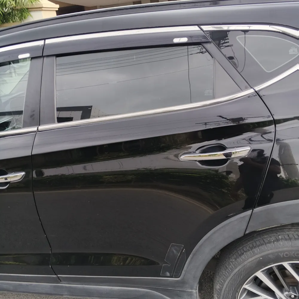 Rear_left_door image