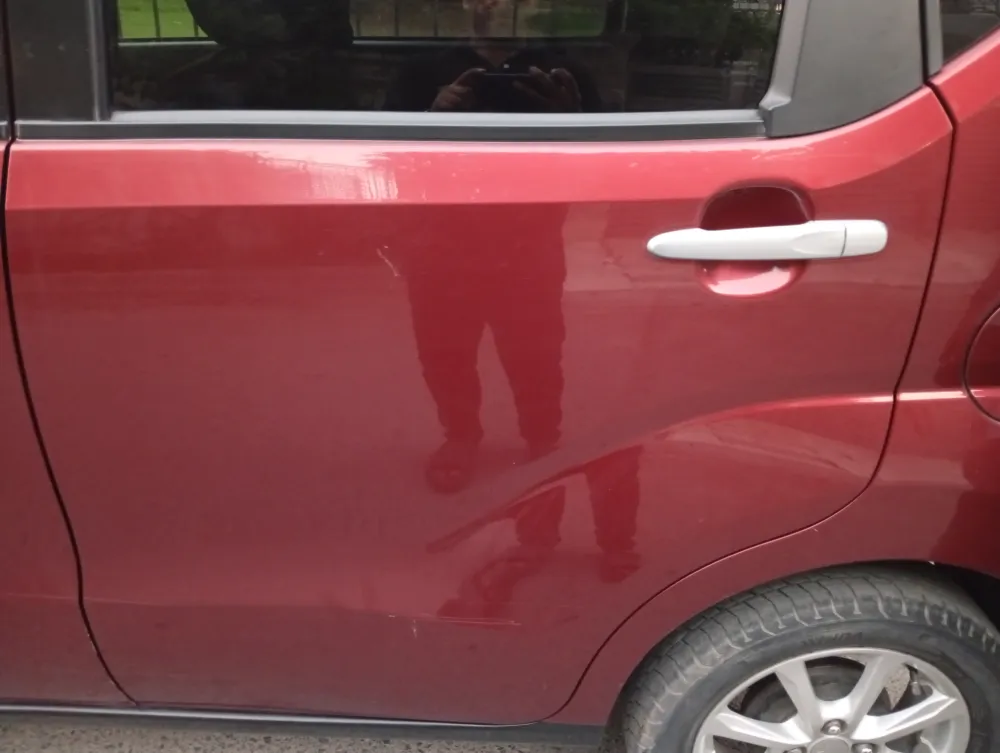 Rear_left_door image