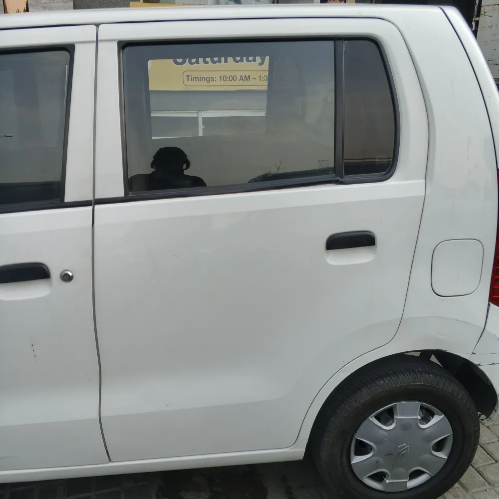 Rear_left_door image