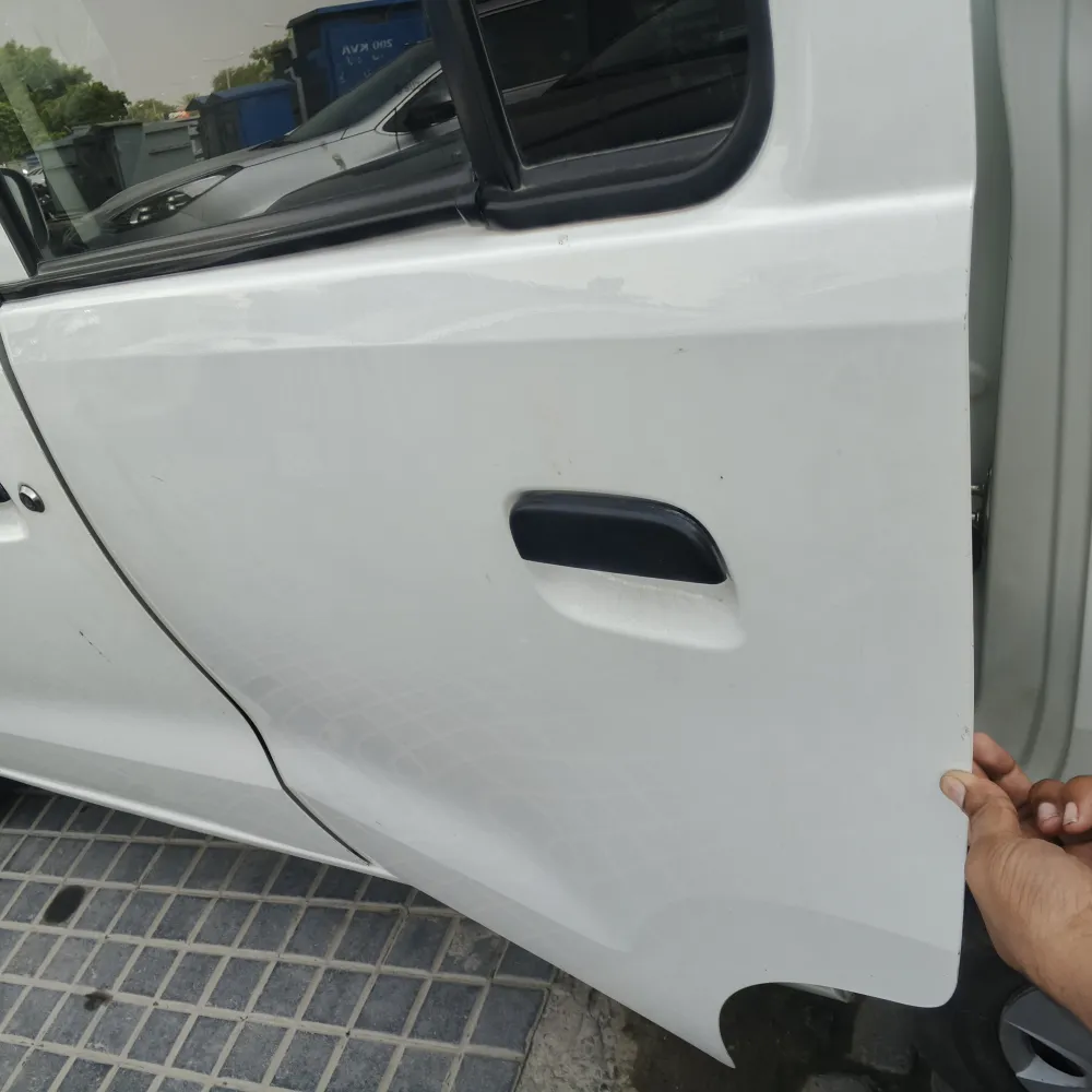 Rear_left_door image