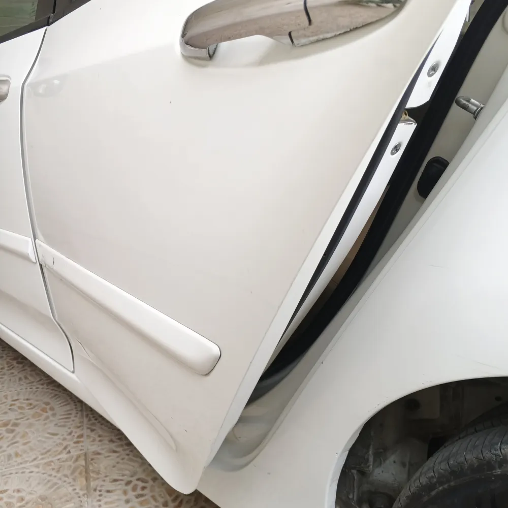 Rear_left_door image