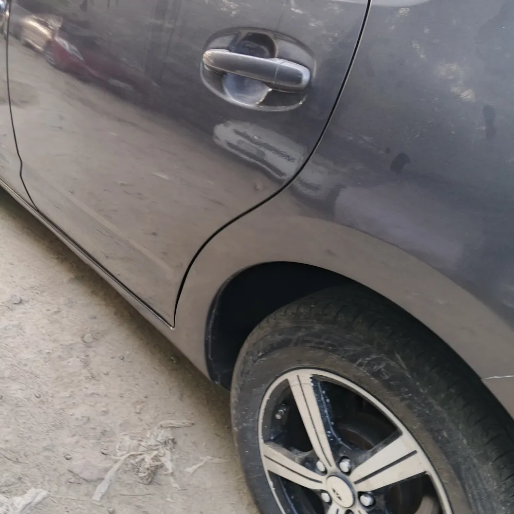 Rear_left_door image