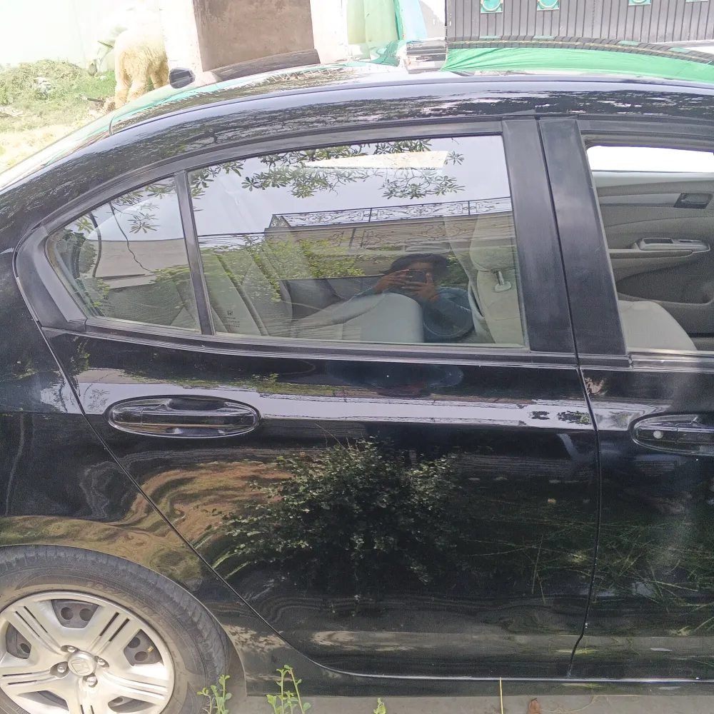 Rear_right_door image