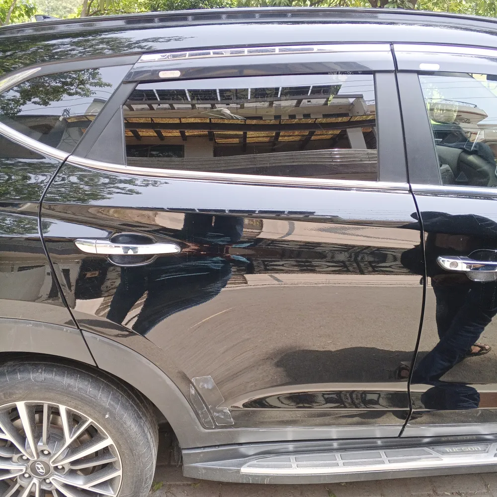 Rear_right_door image