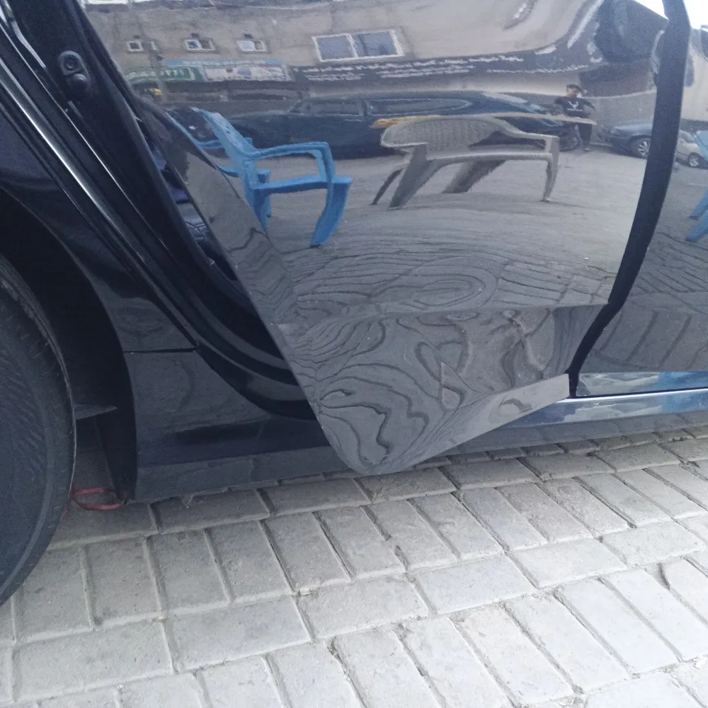 Rear_right_door image