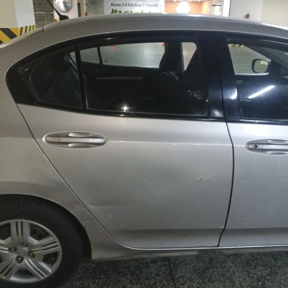 Rear_right_door image