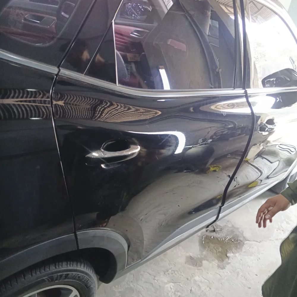 Rear_right_door image