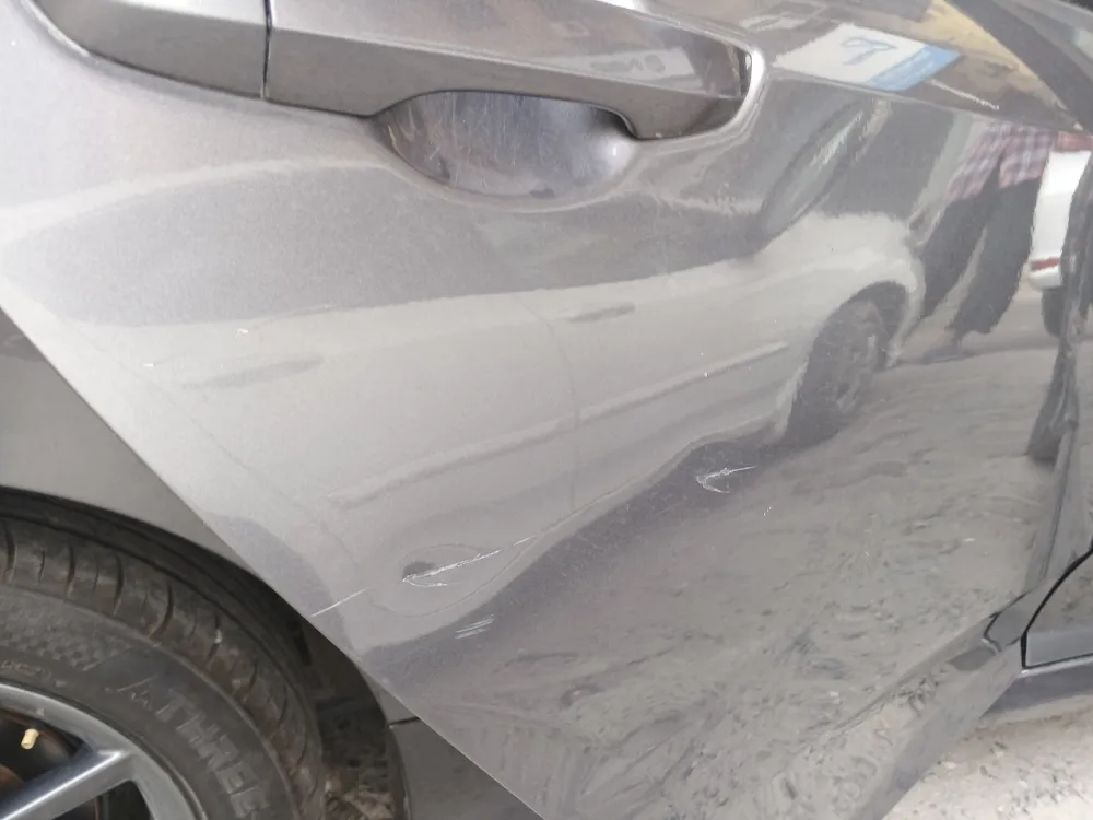Rear_right_door image