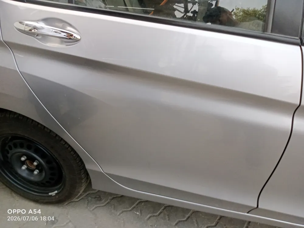 Rear_right_door image