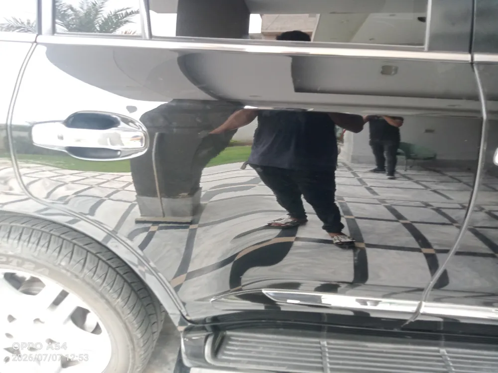 Rear_right_door image