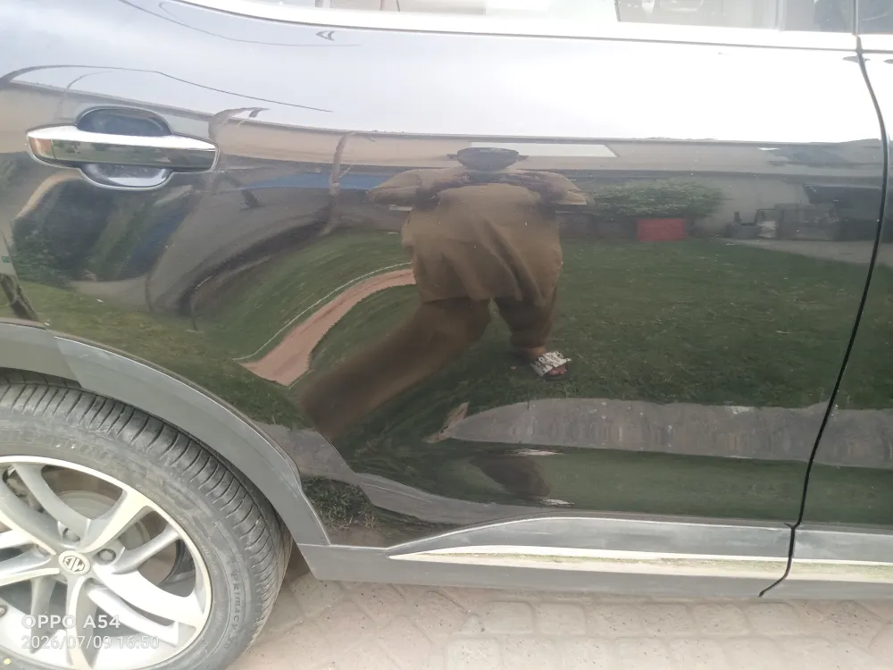 Rear_right_door image