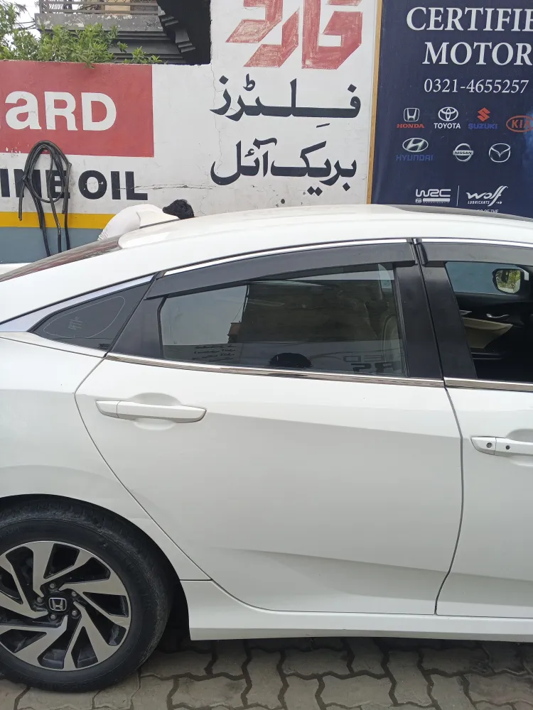 Rear_right_door image
