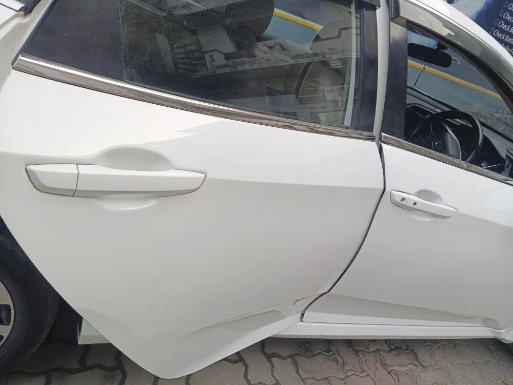 Rear_right_door image