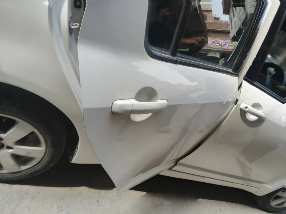 Rear_right_door image