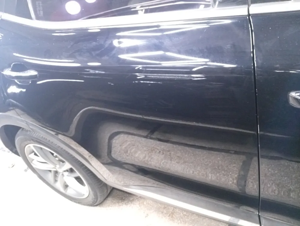 Rear_right_door image