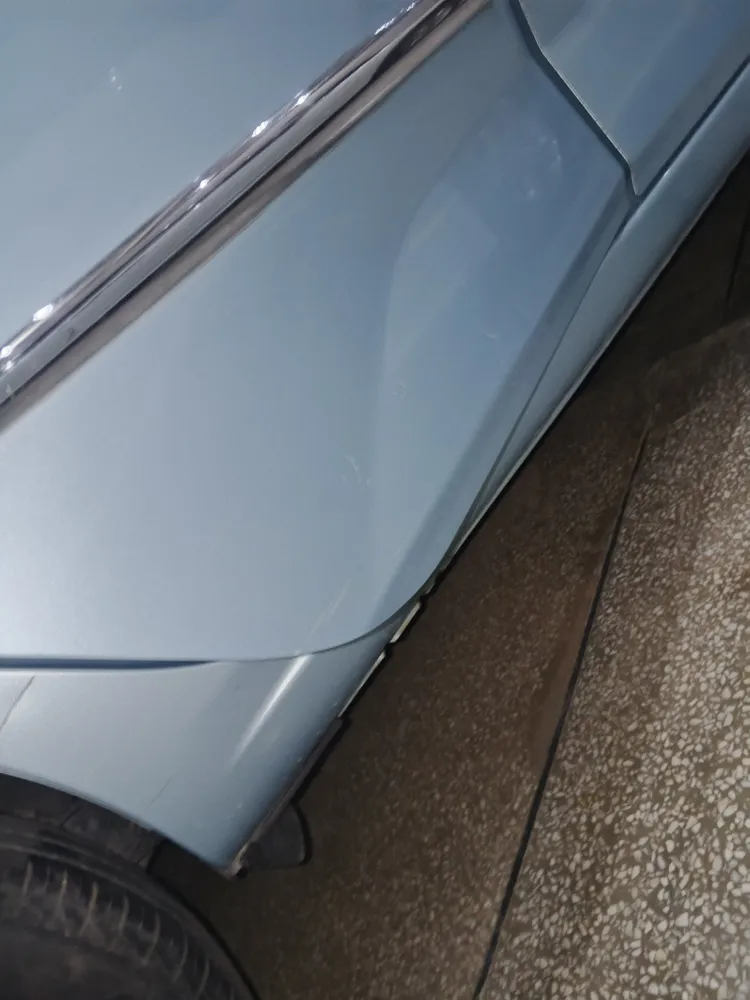 Rear_right_door image