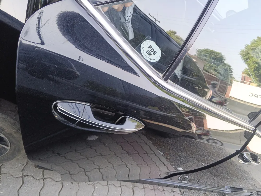 Rear_right_door image