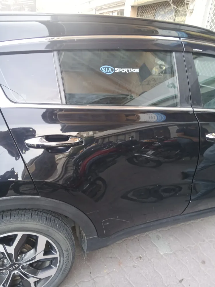 Rear_right_door image