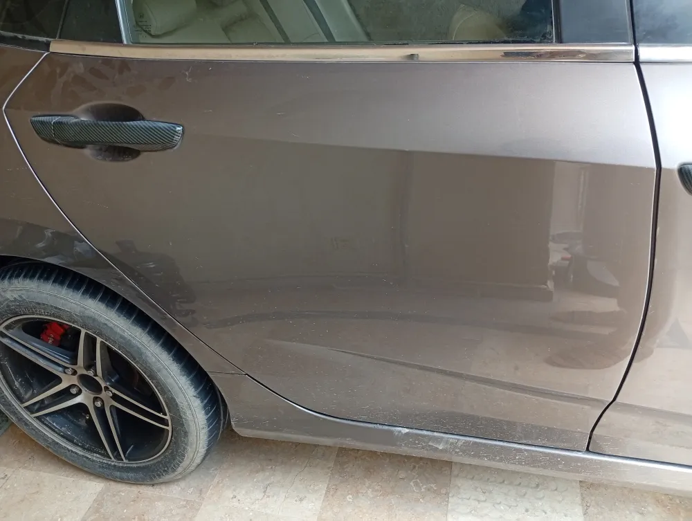 Rear_right_door image