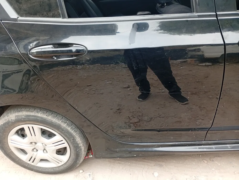 Rear_right_door image