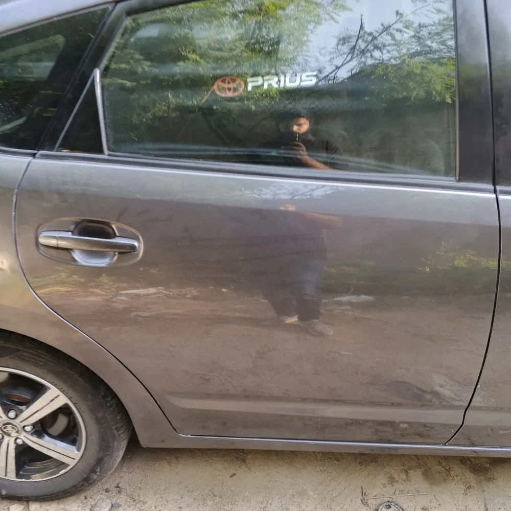Rear_right_door image