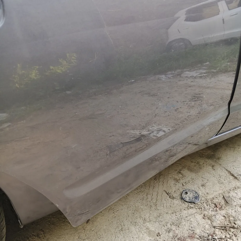 Rear_right_door image